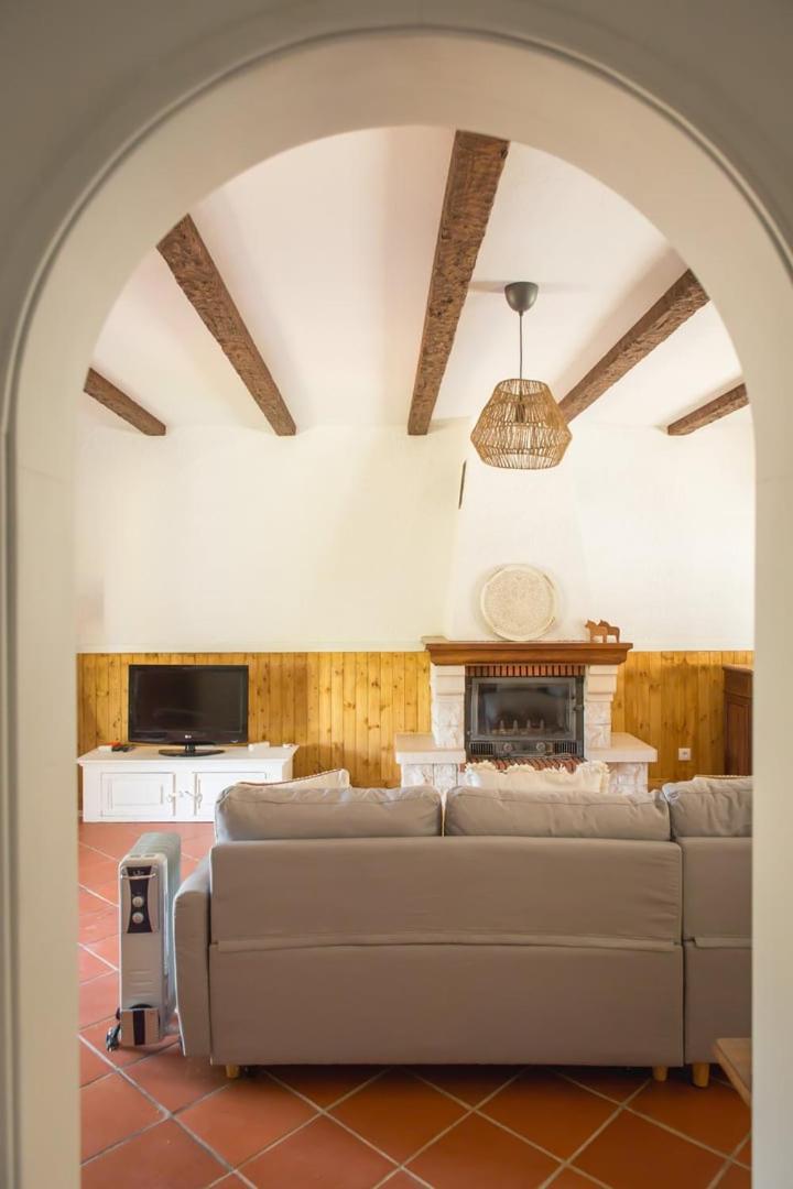 サンティアゴ・ド・カセーン Quinta Do Marmeleiro - Casa Marmeleiroヴィラ エクステリア 写真