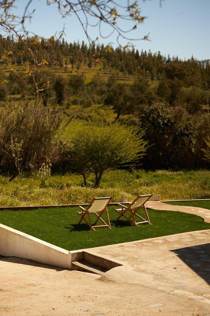 サンティアゴ・ド・カセーン Quinta Do Marmeleiro - Casa Marmeleiroヴィラ エクステリア 写真